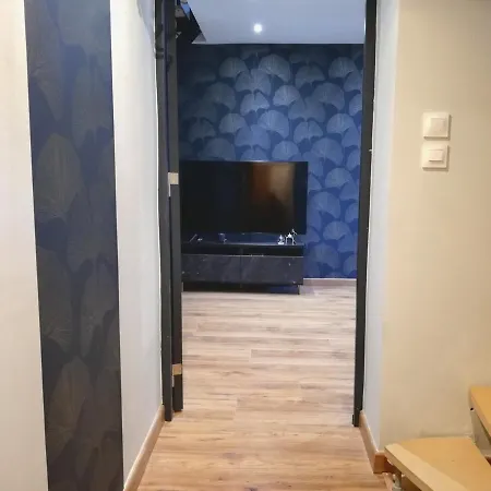 Calme/ Confortable / Esthetique / Centre-ville Appartamento Valenciennes